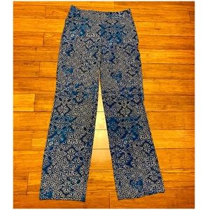 Banana Republic blue & white patterned flowy pants